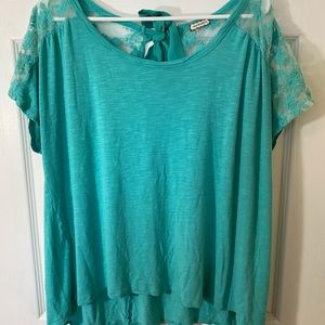 Shirt with lace detail